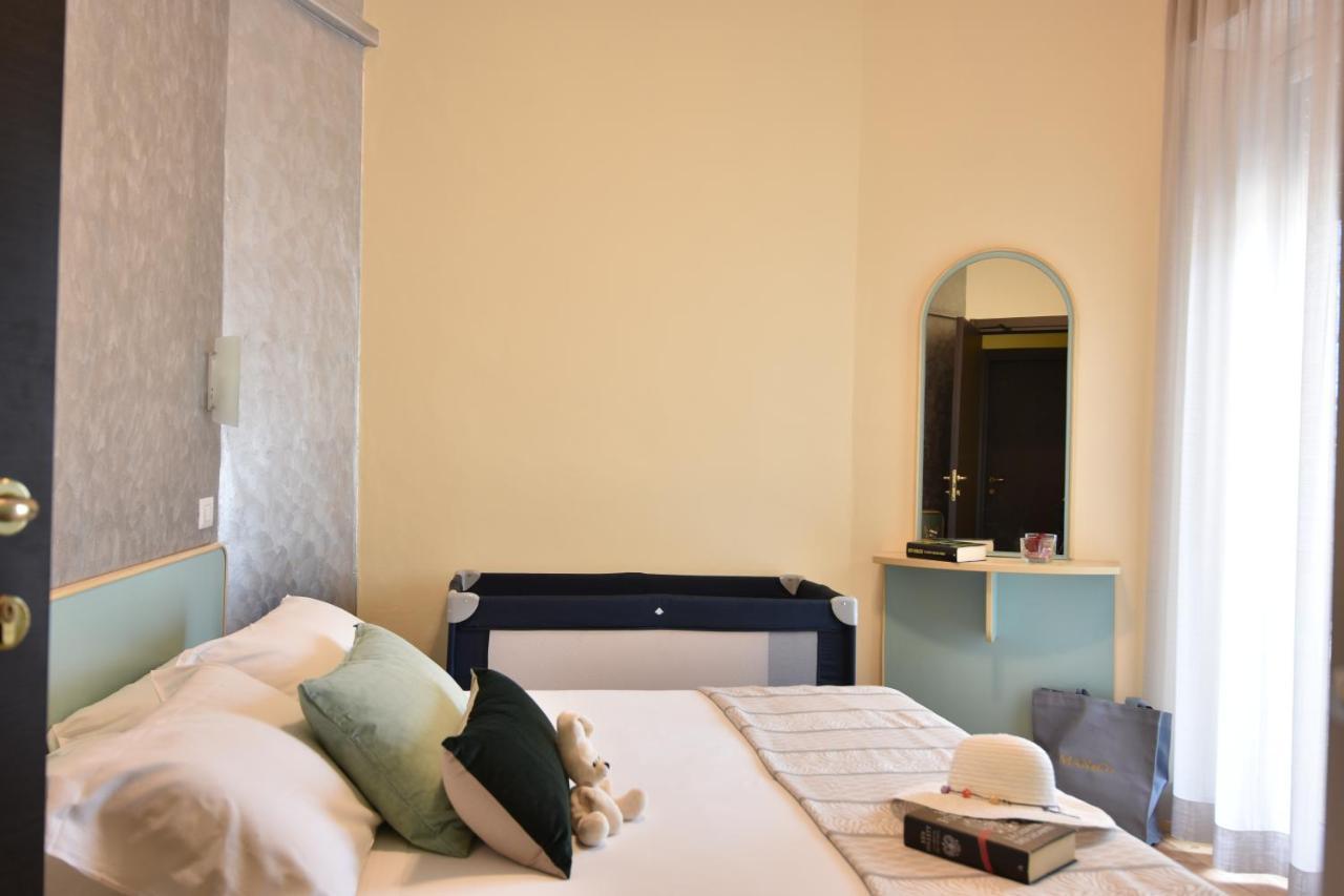 רימיני Hotel Jumbo מראה חיצוני תמונה