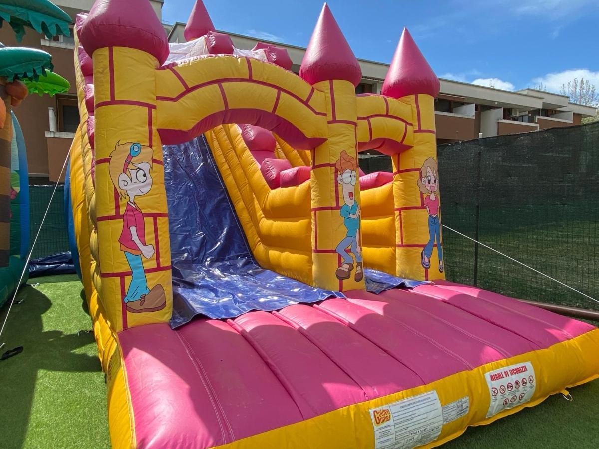 רימיני Hotel Jumbo מראה חיצוני תמונה