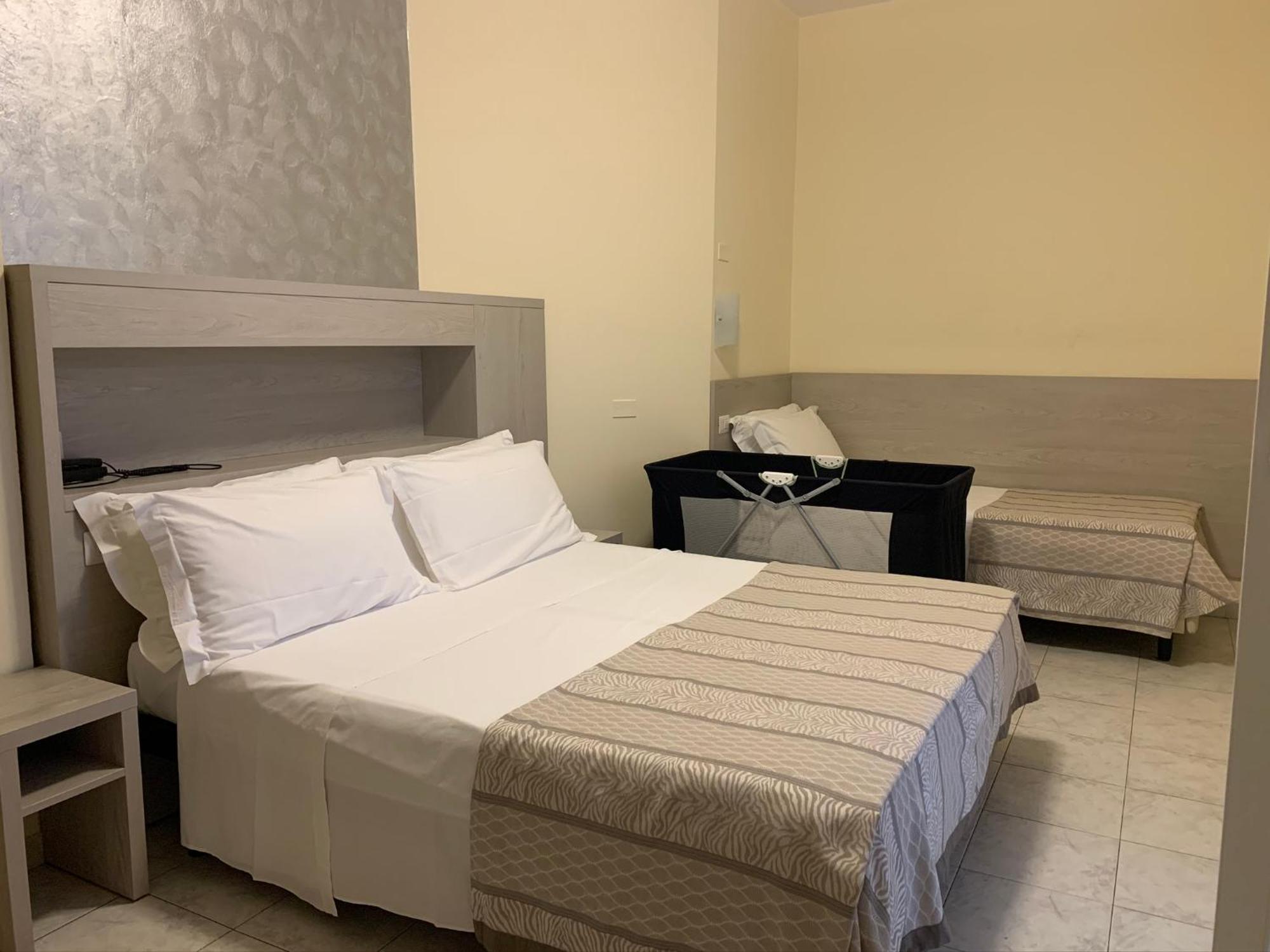 רימיני Hotel Jumbo מראה חיצוני תמונה