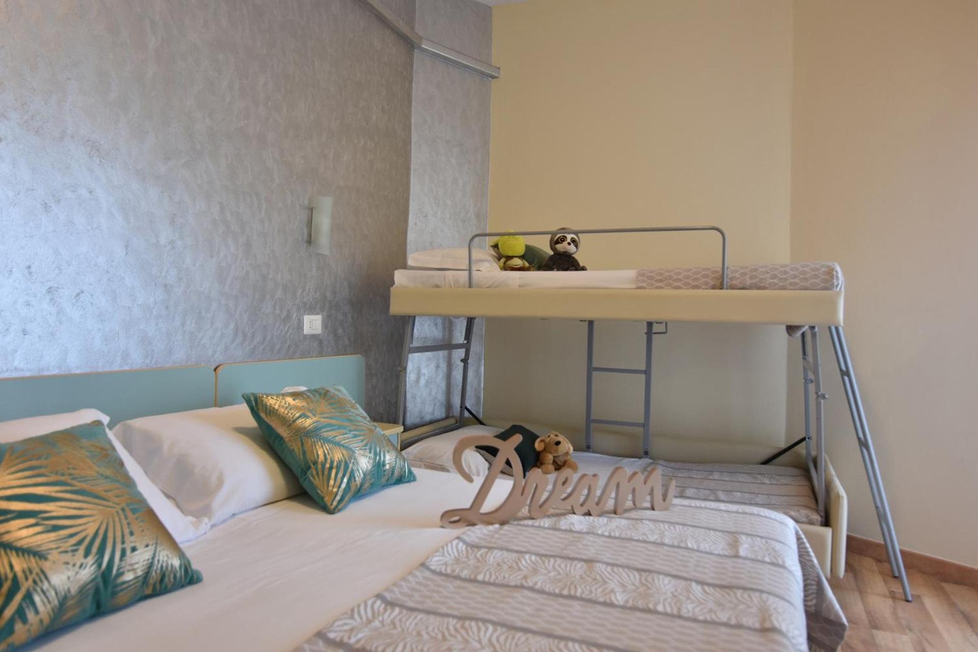רימיני Hotel Jumbo מראה חיצוני תמונה